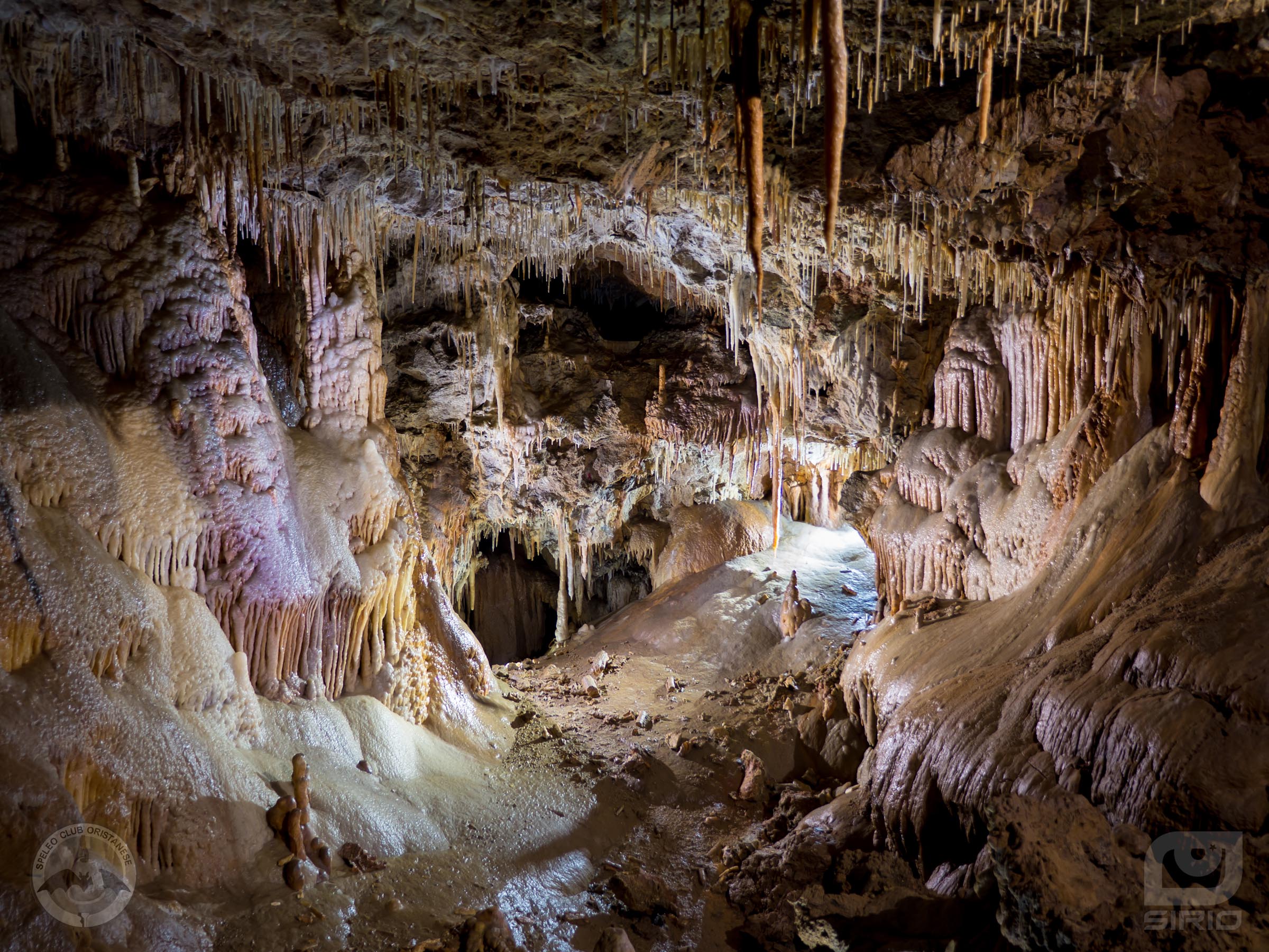 Cave chamber