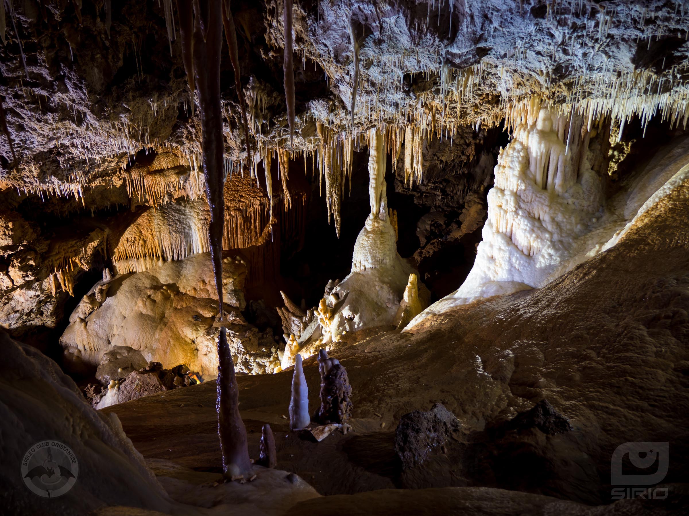 Cave chamber